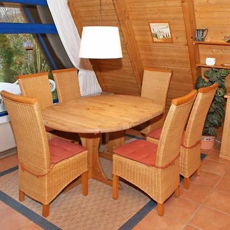 בית נופש Zeltdachhaus _ Fuer Bis Zu 6 Perso